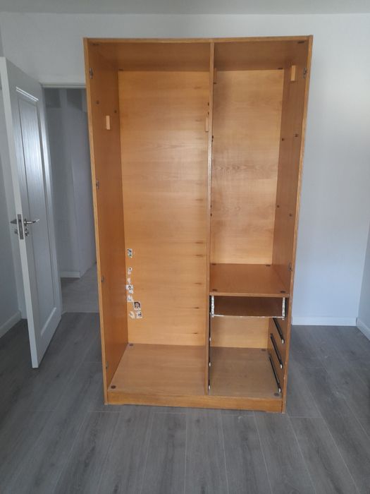 Vând diferite obiecte de Mobila, dormitor, sufragerie, bucătărie,