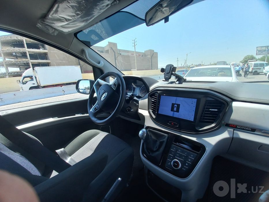 Jac M4 Miniven Минивен