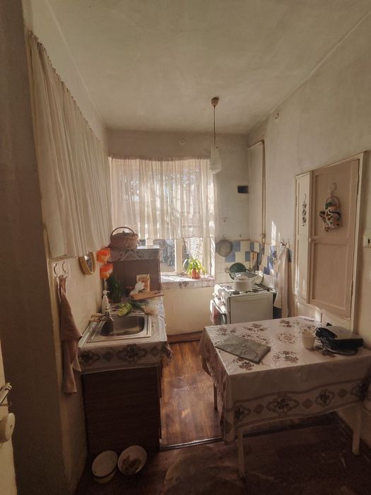 Ул.Лабзак 3-комнатная/1/1 55м²