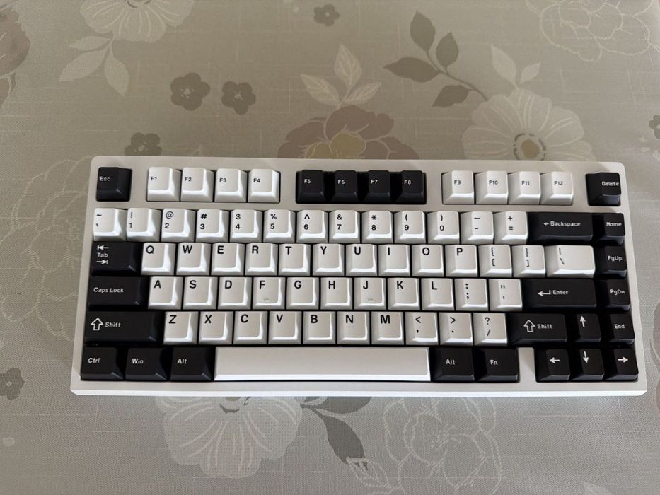 Bridge75 RGB — алюминиевая механическая беспроводная клавиатура 75%