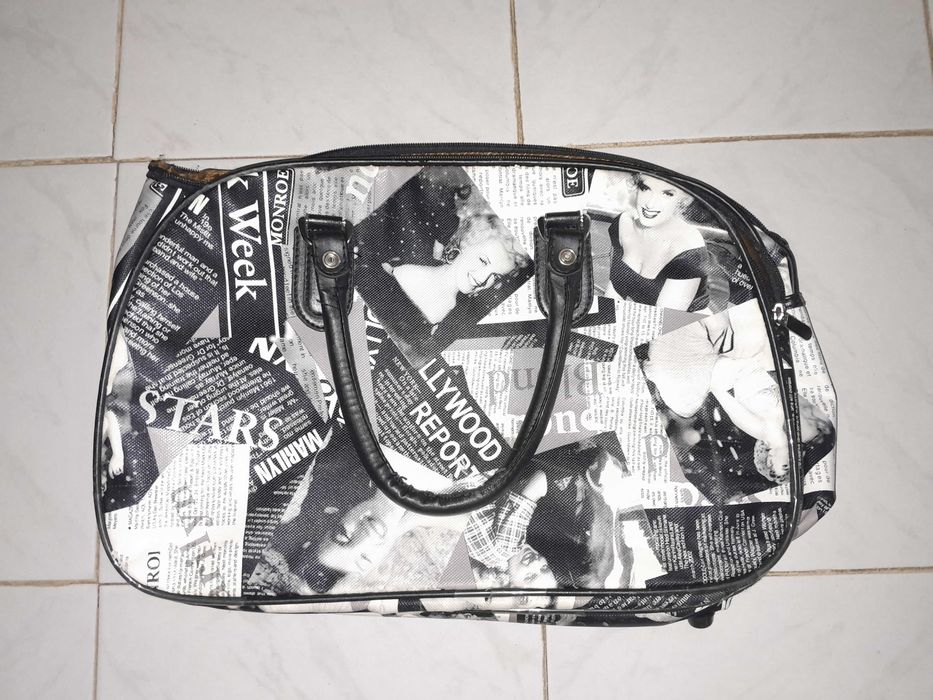 Parfois голямо дамско портмоне чанта зайче