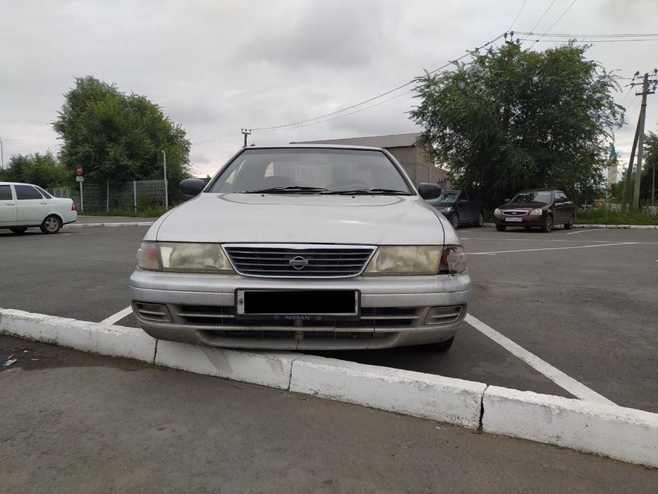Nissan sanny, 1996года