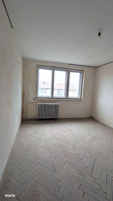 Apartament 2 camere 52 mp – centru Mihail Kogălniceanu, ideal renovare