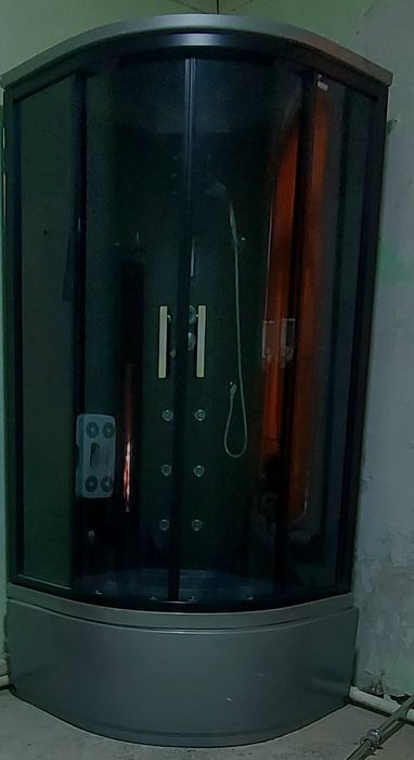 Душ кабина использован меньше,года на базара 500$,я продаю по дешевле