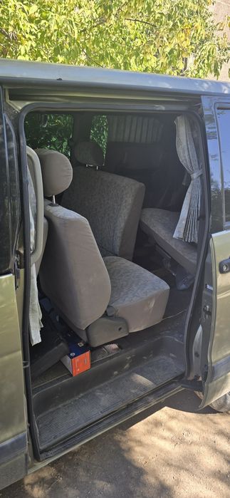 Продам Toyota Noah