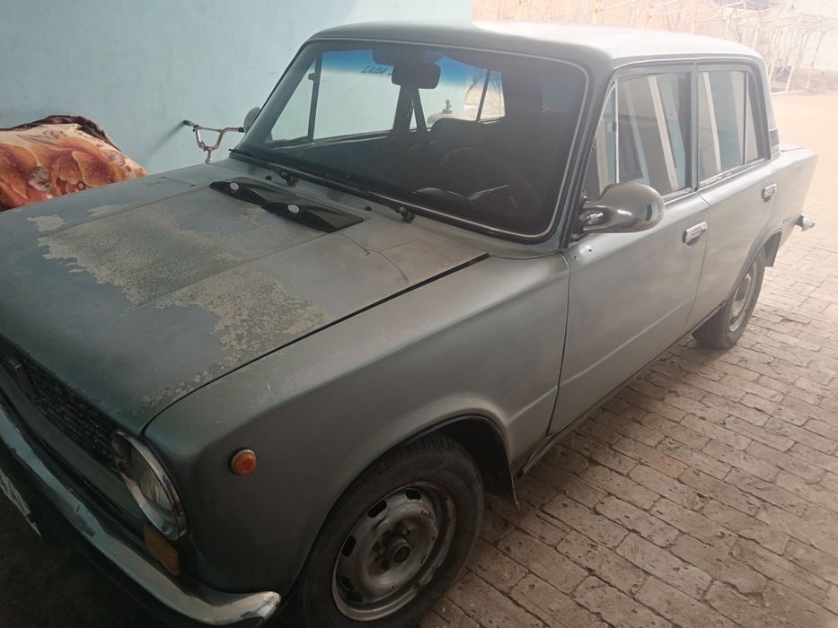 Jiguli 21011 bor yili 1981 sotiladi