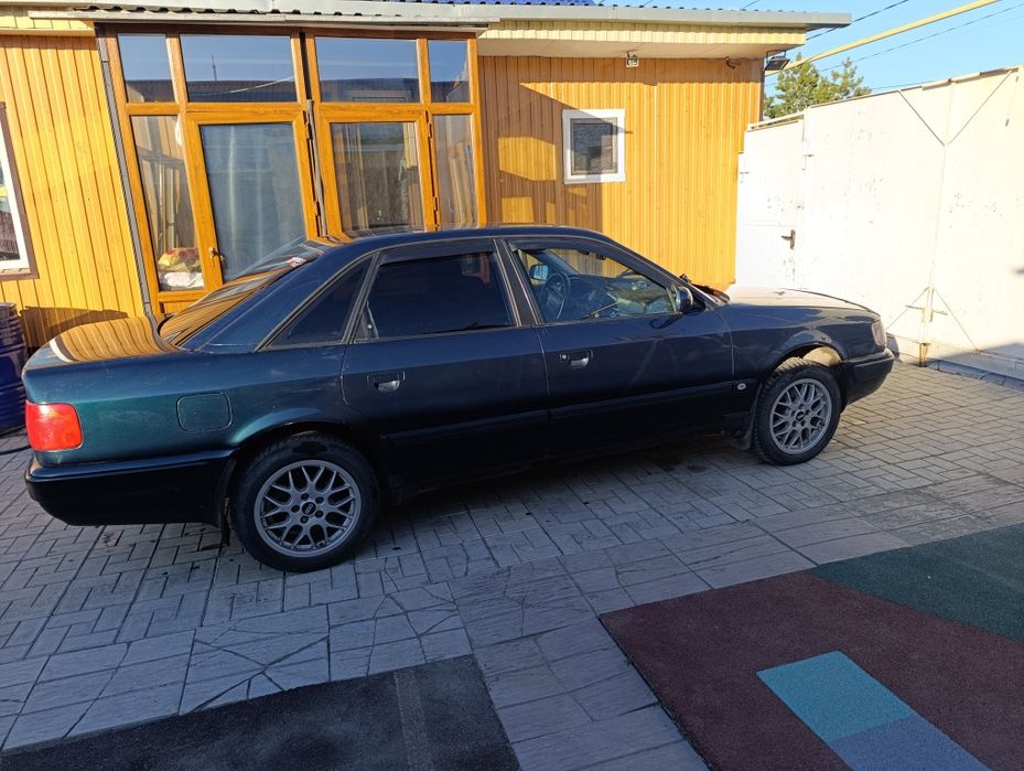 Audi 100 C 4 2,6