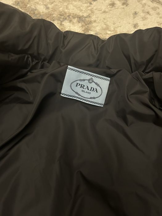 Продам пуховик натуральный