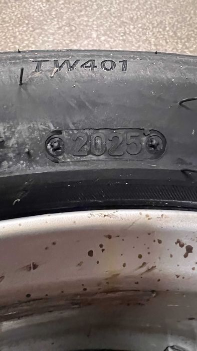 Джанти с нови гуми за Опел Инсигния 17 5х120  225 55 17