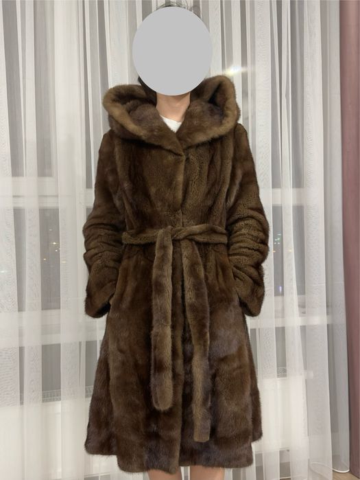 Натуральня норковая шуба