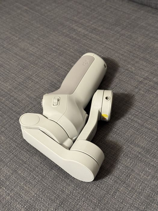 DJI Osmo Mobile SE nou full box