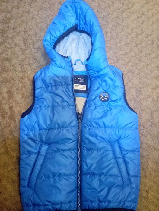 Жилетка теплая на мальчика