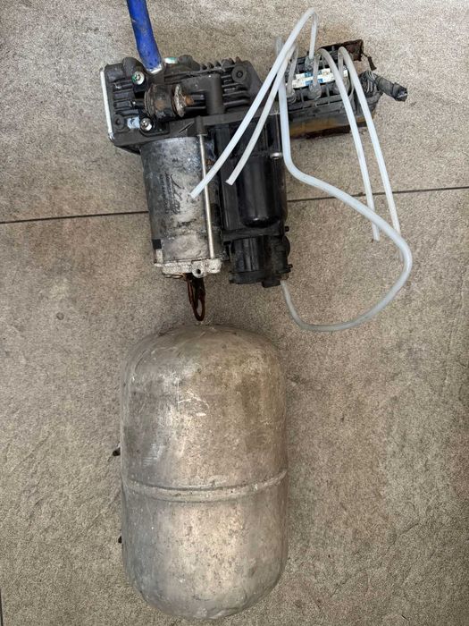 Compresor arc pneumatic cu butelie,bloc  supape Mercedes S-Class W221