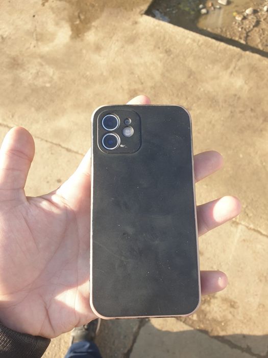 Iphone 12  white vand/schimb