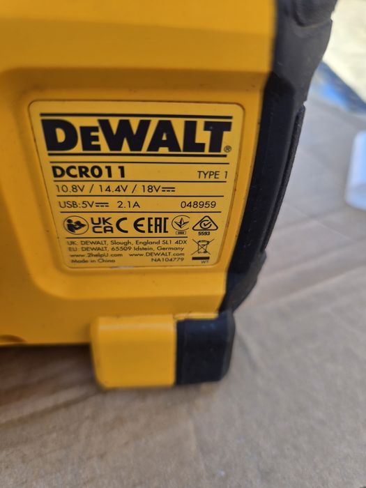 Boxa cu Bluetooth dewalt dcr011