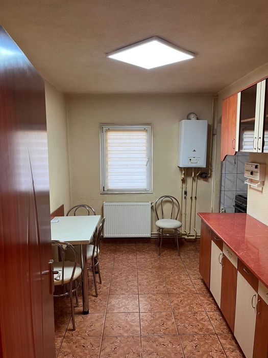 Apartament 3 camere/ complet mobilat / Targoviste