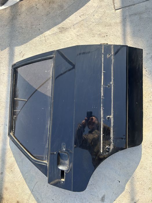 Продам дверь задняя на ваз 2115