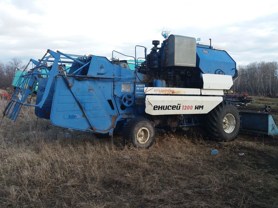 Продам комбайн Енисей