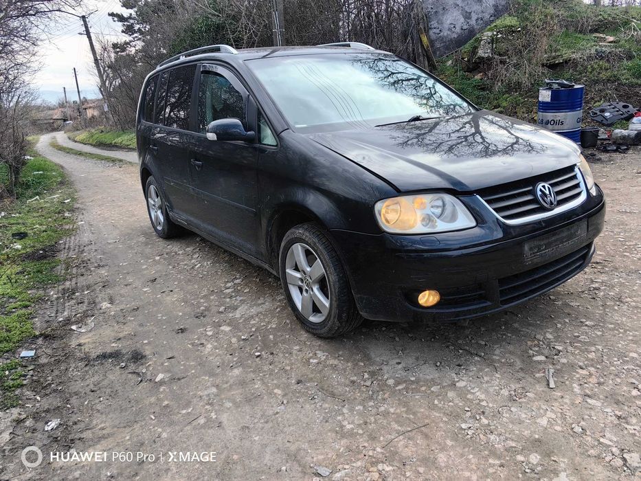 Vw Touran 2.0FSI 150к.с 6 скорости на части