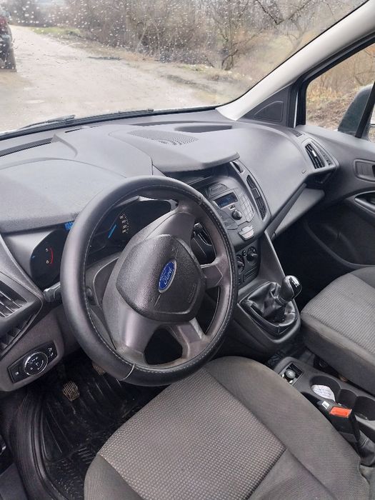 ford tranzit   connect