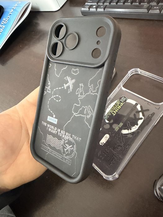 Vand husa pentru aplle iphone 17 pro max