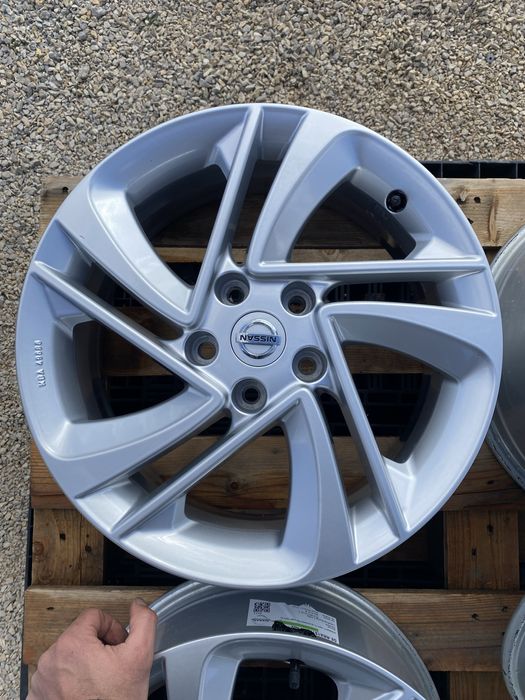 17 цола 5 х 114.3 мм Рено Нисан Кашкай Nissan Qashqai , Renault Kadjar
