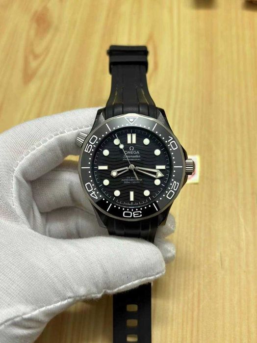 omega seamaster diver 300m керамика/ сиво