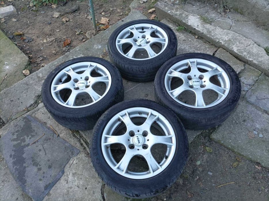 Vand Jenti de aluminiu Real + cauciucuri Pireli uzate 195/50/R15