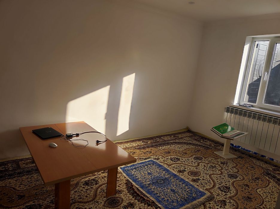 Фуд сити Food city бозори якинида Сотилади