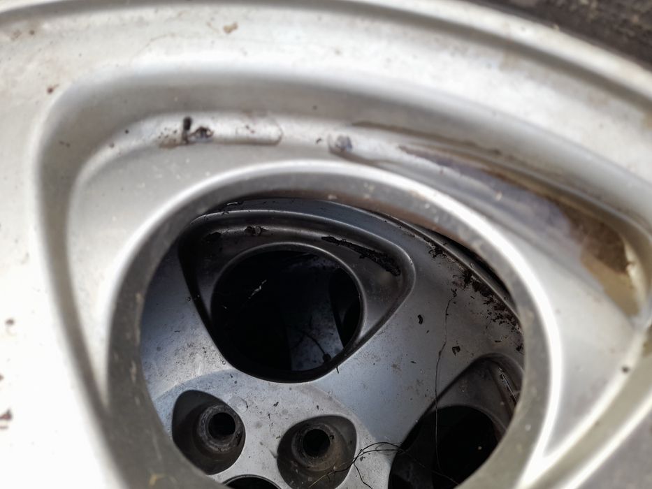 Jante mitsubishi pajero pinin 215/65r16 cu cauciucuri aliaj