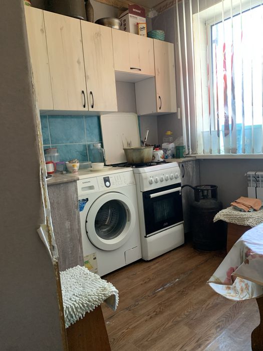 Продам квартиру 2 ком абая 90