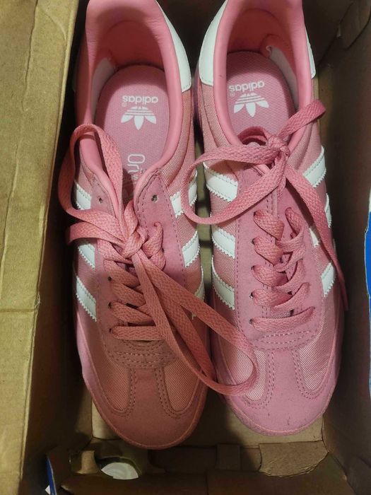 Дамски маратонки Adidas 36 номер