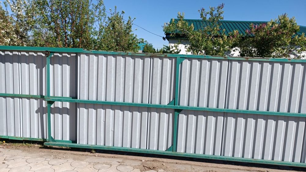 Продам дачу "дорожник"