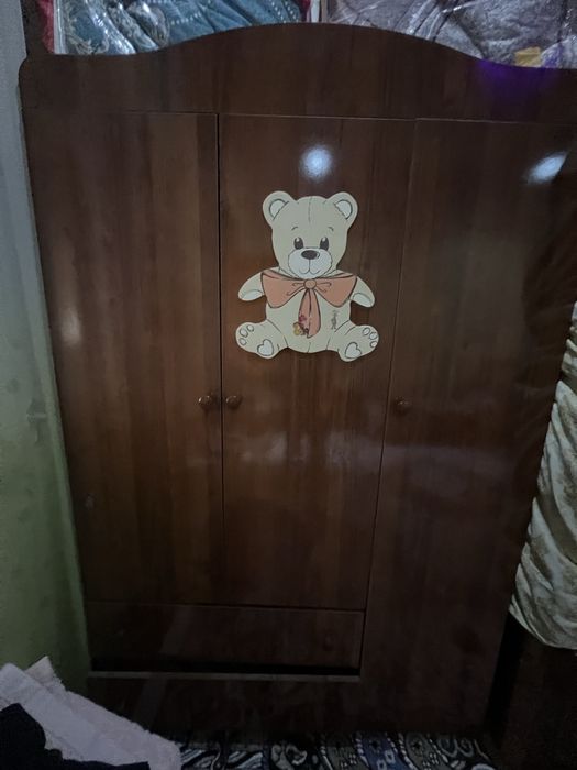 Мебел сотилади яхщи састаяние