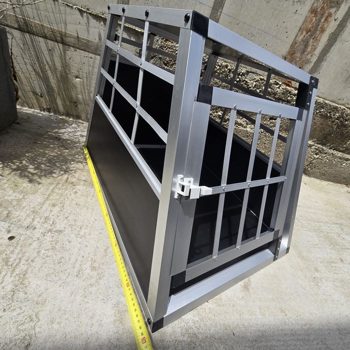 Cusca transport câine, din aluminiu, robusta si usoara