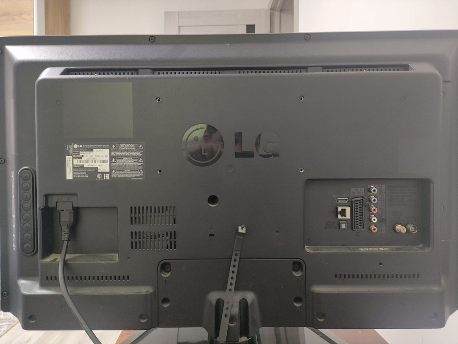Телевизор LG диагональ 32