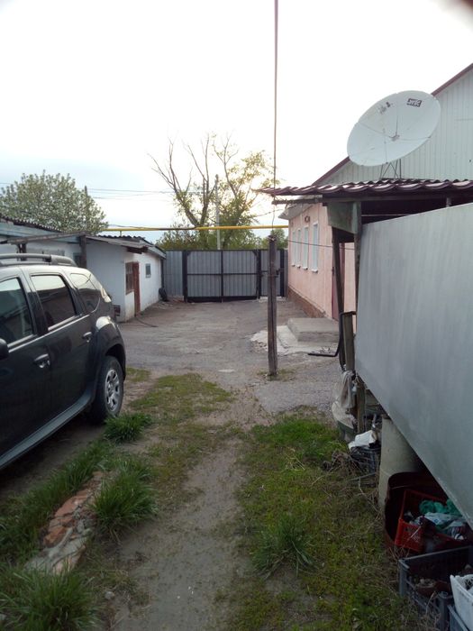 Дом 5 ком. 82 м2.