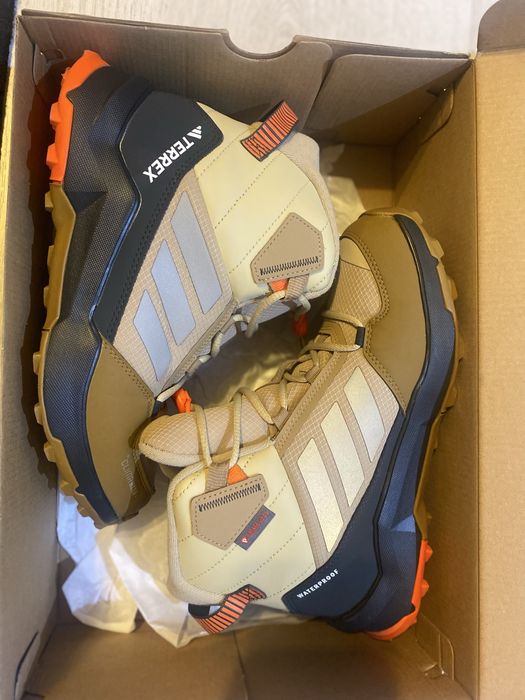 Дамски обувки adidas Terrex AX4R Climawarm Mid