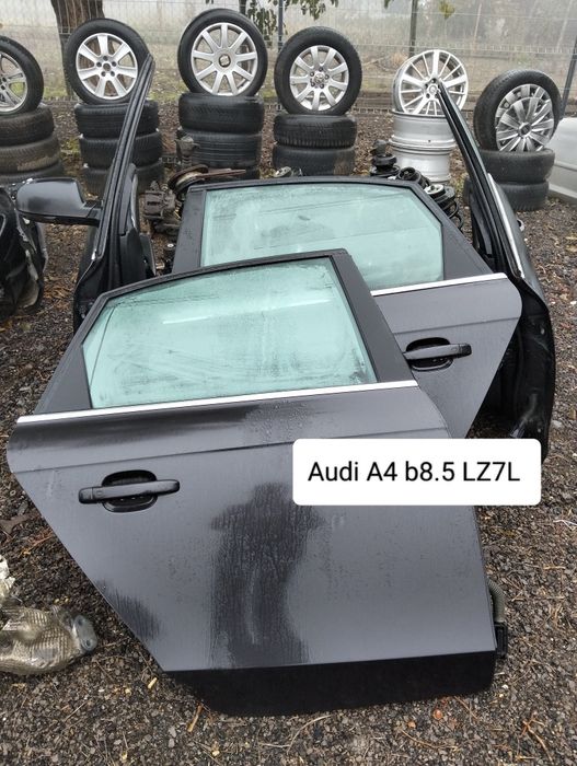 Aripa stanga Audi A4 b8.5 facelift LZ7L 2012