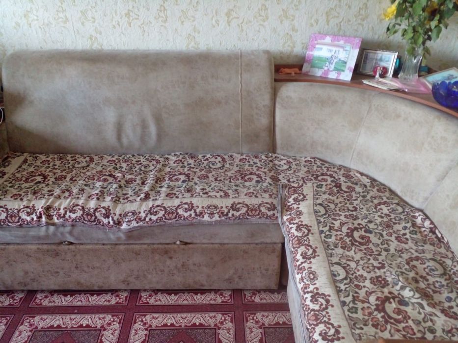 Продам недорого дивандеки- покрывала