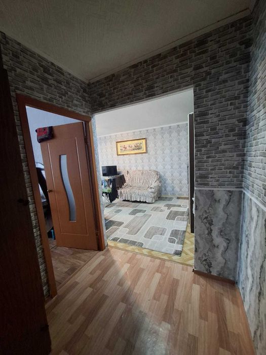 Продам 4х комн кв на 9мкр