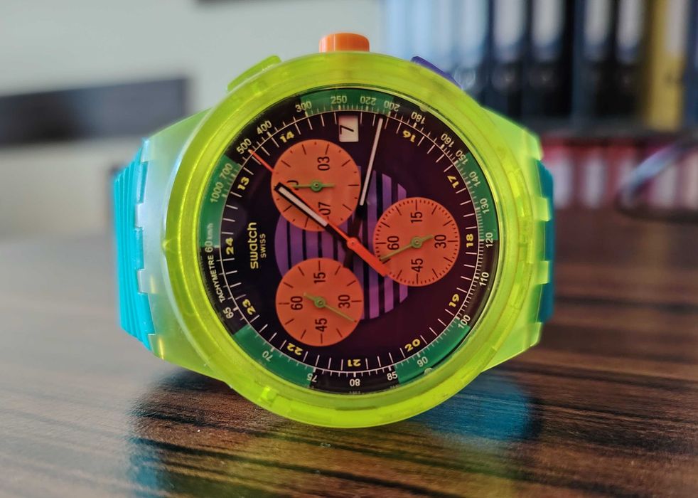 Часовник Swatch Neon Wave SUSJ404