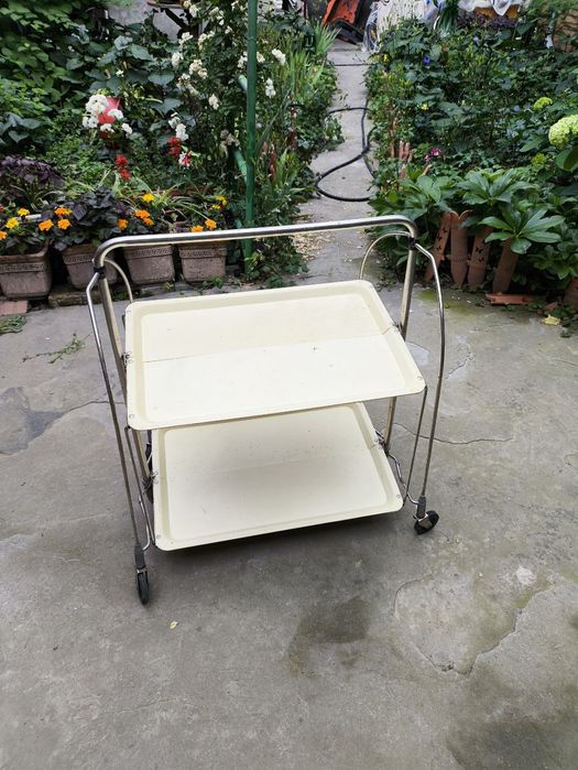 Раскладной сервировочный столик