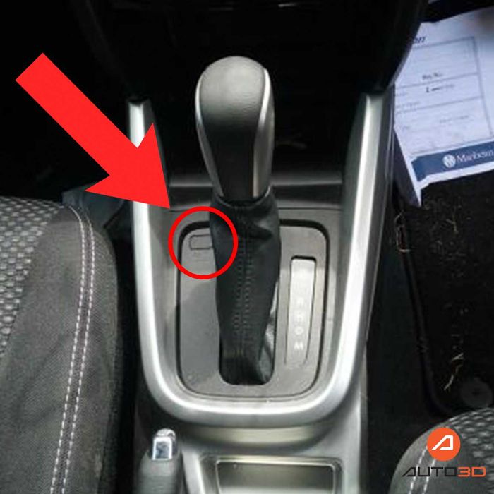 Капаче освобождаващ механизъм скоростен лост Suzuki Vitara 2015-2023