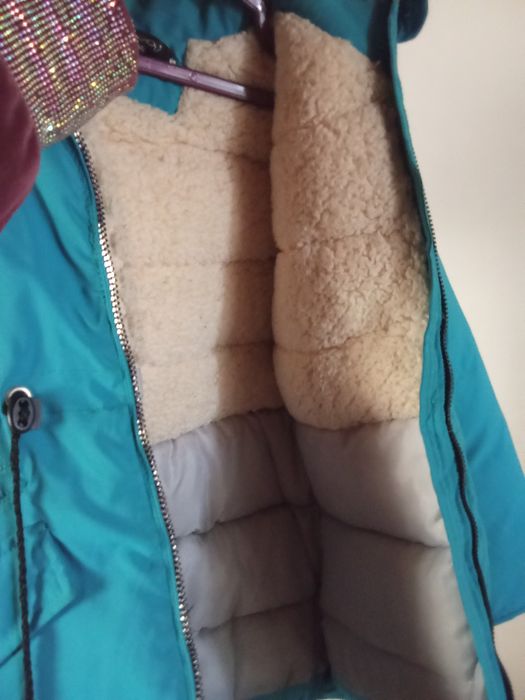 Chiroyli qalin kurtka