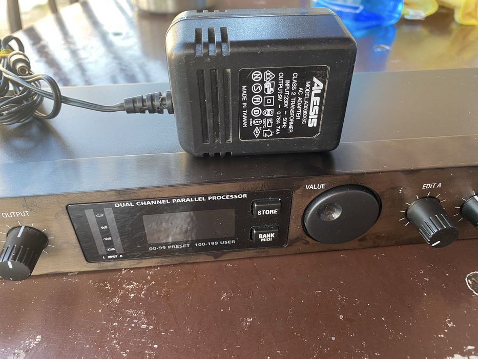 Alesis Microverb 4 procesor sunet