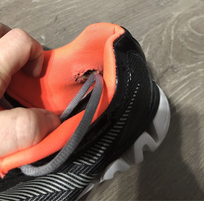 Adidasi reebok marime 38 adidasi sport 38 adidasi alergat reebok 38