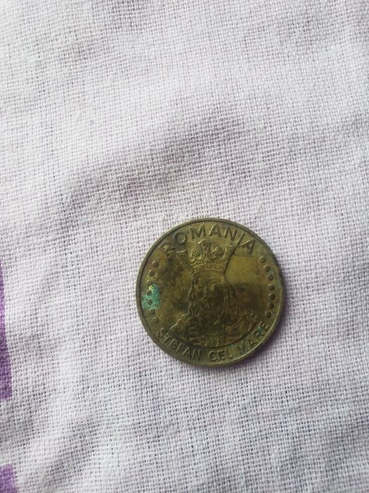 Monezi vechi de vanzare