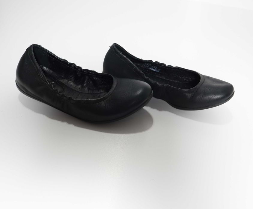 Balerini ECCO Anine din Piele Naturală – Mărimea 35 (21 cm)