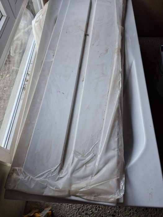 Cada baie ,doar montata si demontata